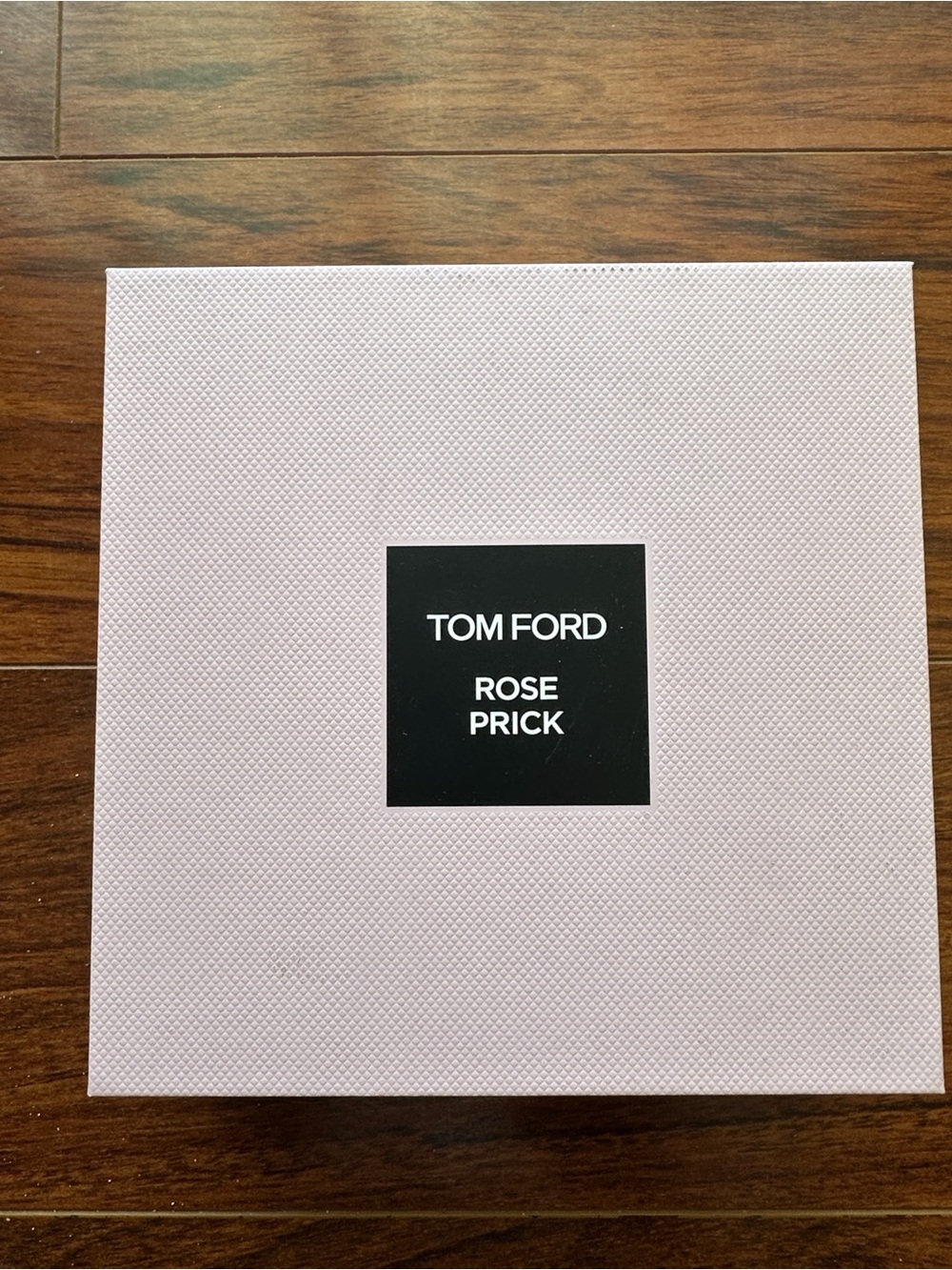 Tom Ford Rose Prick Setting Powder & Spray Duo in Light Pink and Black